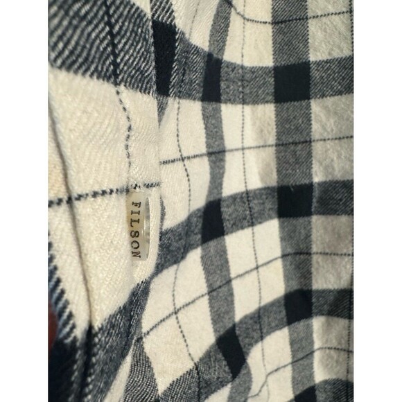 Filson‎ Alaskan Guide Heavy Flannel Shirt Top Cream & Black Plaid Women's small - Picture 3 of 8